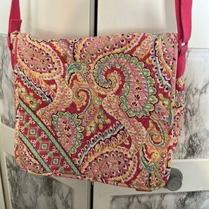 Vera bradley pink messenger bag Like new